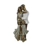 Figura Decorativa de Pareja con Dos Hijas Color Dorado y Blanco 24 Cm