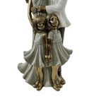 Figura Decorativa de Pareja con Dos Hijas Color Dorado y Blanco 24 Cm
