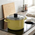 Olla Recta Praktica de 22 cm con Tapa de Vidrio Color Amarillo Lima Bay