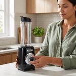 Licuadora Personal de 2 Velocidades con Vaso de Plástico de 600 Ml