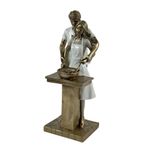 Figura Decorativa de Pareja Cocinando Color Dorado y Blanco 25 Cm