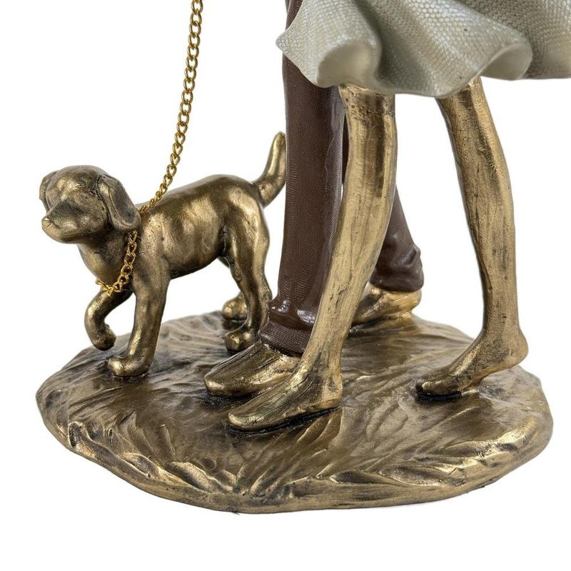 Figura Decorativa de Pareja con Bebé y Perro Color Dorado 25.5 Cm