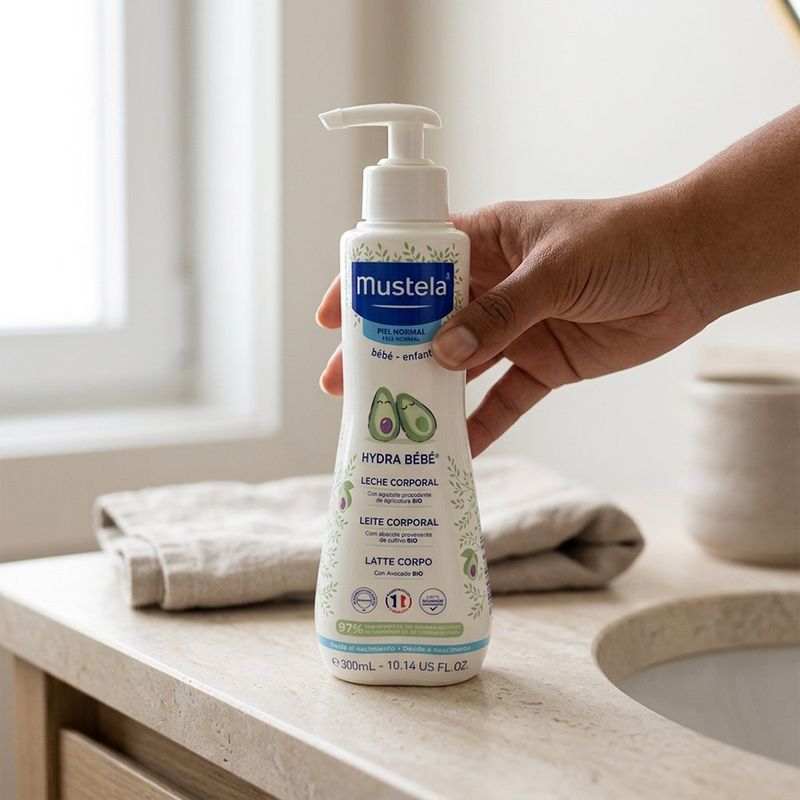 Loción Corporal Mustela Hydra Bebé Hidratación con Aguacate Orgánico 300 mL
