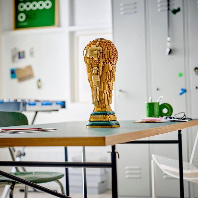 LEGO Editions Trofeo Oficial de la Copa Mundial de la FIFA 2842 Piezas
