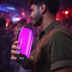 Bocina Portátil ZoundFire Pro Bluetooth con Luces LED IPX6 16 W