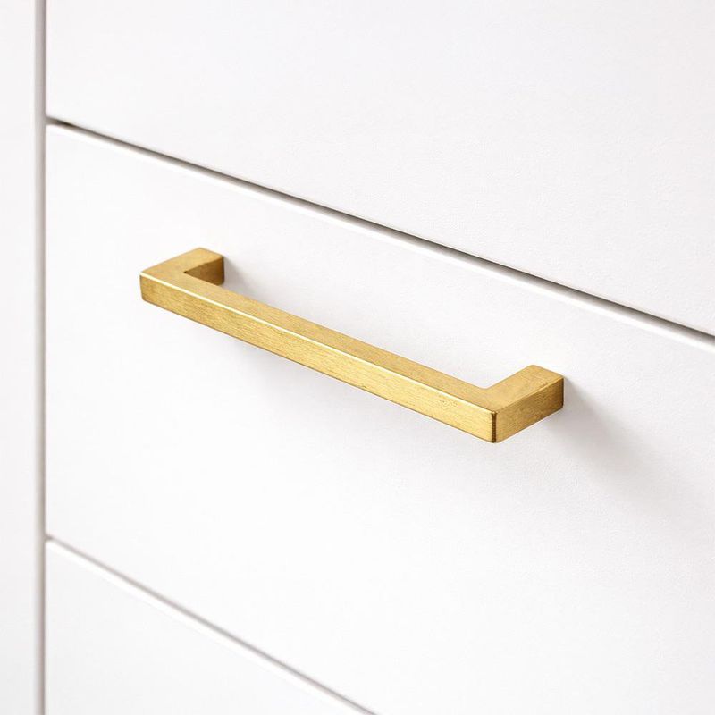 Halador Rectangular Dorado Cepillado de 128 mm