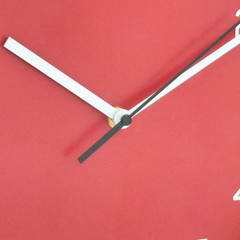 Reloj de Pared de 30 cm Diseño Minimalista Color Rojo con Números Blancos