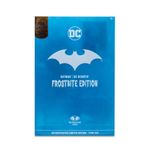 Figura DC Batman Rebirth Frostbite Edition con Base y Tarjeta