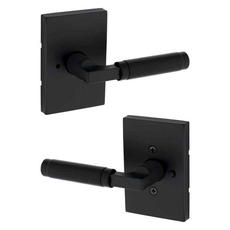 Manija Recta para Baño con Textura Moleteada Acabado Satinado Color Negro