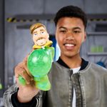Kit de Creación MrBeast Lab Figura Elástica con Estación de Mezcla