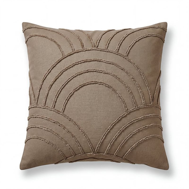 Set de Edredón Queen 5 Piezas Bordado Geométrico Color Taupe