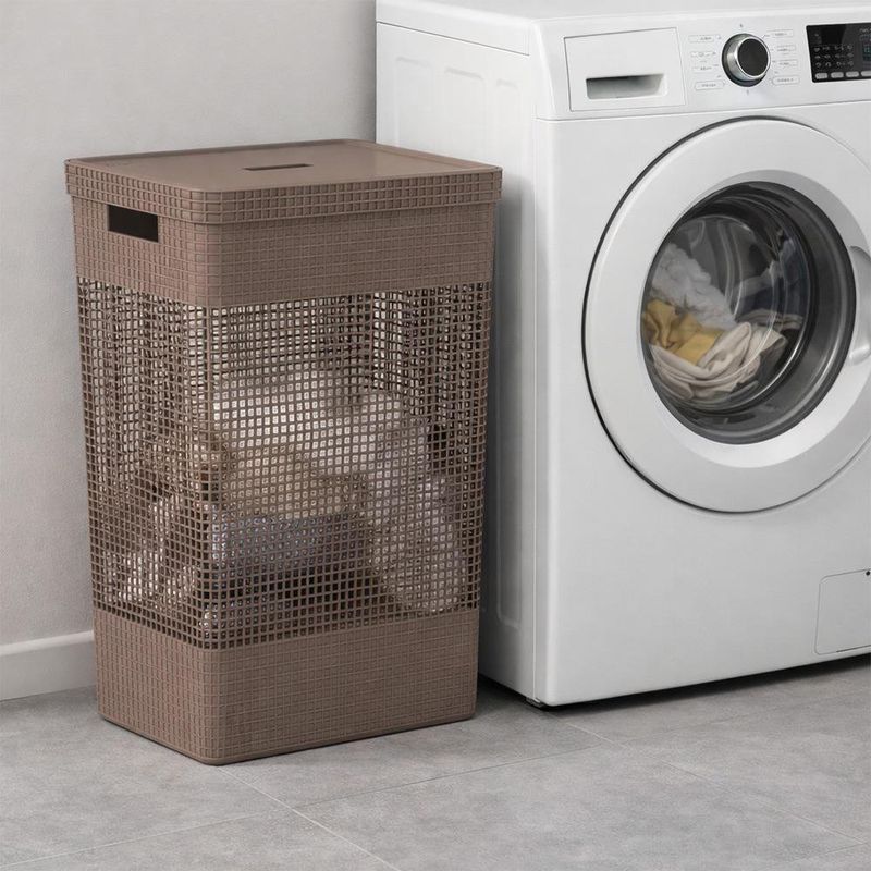Cesta de Ropa Grid Plástica con Tapa de 49 Litros para Lavandería Color Marrón