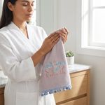Toalla de Manos de Algodón para Baño con Bordado de Aves Color Gris