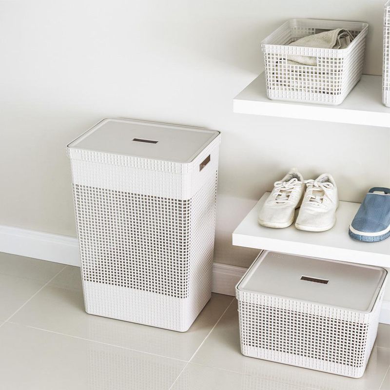 Cesta de Ropa Grid Plástica con Tapa de 49 Litros para Lavandería Color Beige