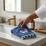 Toalla de Manos de Algodón para Baño con Bordado de Mariposa Color Azul
