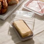 Mantequillera con Tapa Transparente y Base Beige
