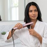 Plancha Alisadora Coconut Smooth con Cerámica y Control de Frizz Color Rosado