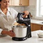 Batidora de Pedestal 2 en 1de 250 W con Bowl de Acero 4.48 L Color Negro