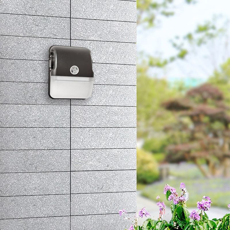 Lámpara con Fotocelda LED Tevel de 22 W Uso Exterior Luz Blanca Ajustable