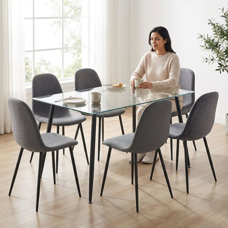 Set de Comedor Kurt para 6 Personas Mesa de Vidrio y Sillas Grises