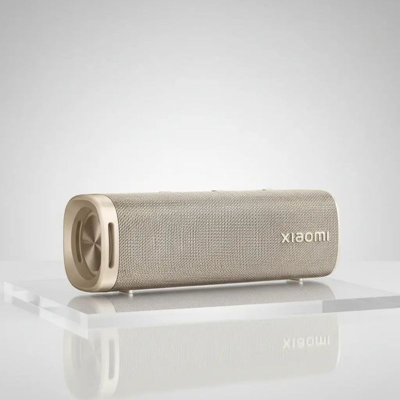 Bocina Bluetooth Xiaomi Sound Outdoor de 30 W IP67 Color Dorado