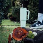 Vaso Térmico de Acero Inoxidable de 1200 mL con Asa y Pajilla Color Turquesa