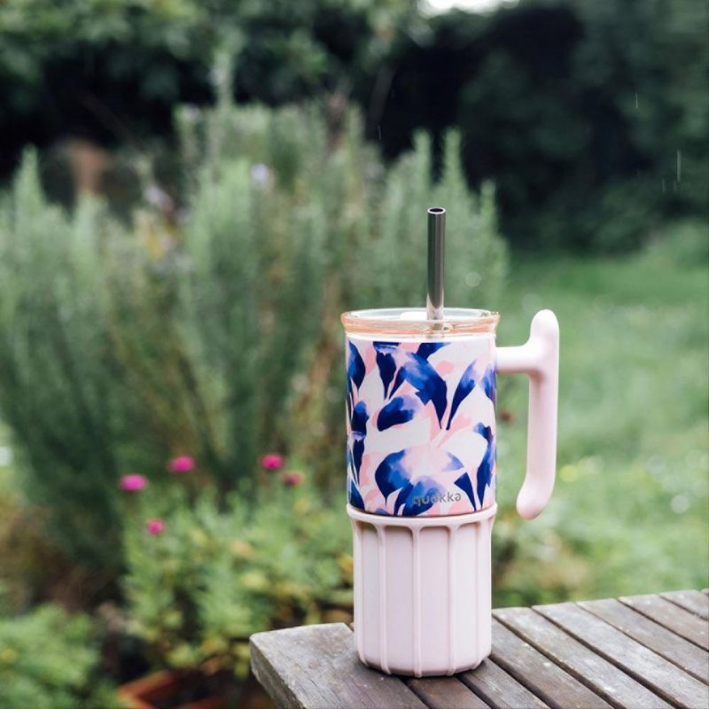 Vaso Térmico de Acero Inoxidable de 720 mL con Asa, Pajilla y Base de Silicona Color Rosado Estampado Azul