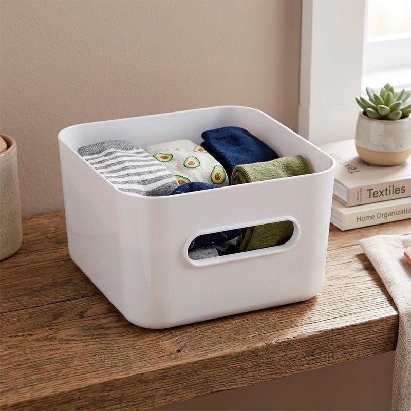Canasta Organizadora Compact Square M de 3.6 L para Baño, Cocina o Tocador 20 x 20 x 12 cm Blanca
