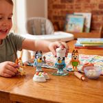 Set de 4 Figuras Bluey Pavlova con Accesorios de Chef - Presentación Surtida