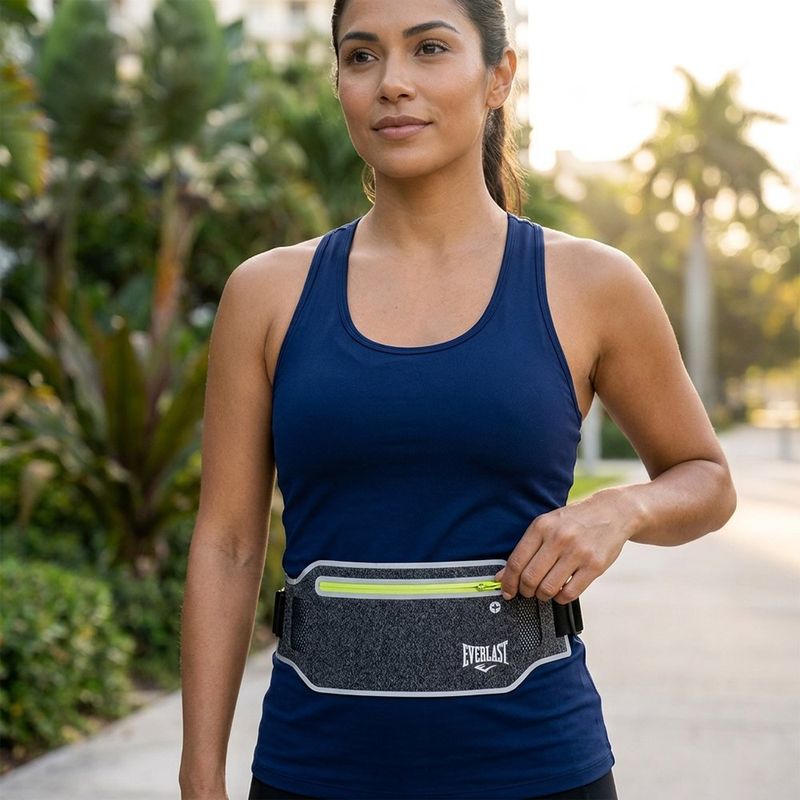 Cangurera Deportiva para Ejercicio Negra con Bolsillo Expandible y Ajuste a la Cintura