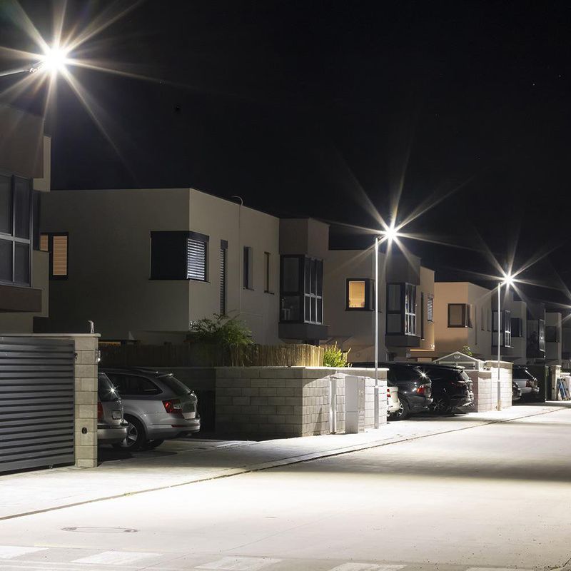 Alumbrado Público LED de 100 W y 15,500 Lúmenes IP66