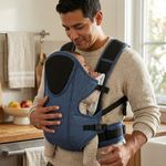 Cargador de Bebé Tipo Mochila Azul con Negro y Respaldo Acolchado