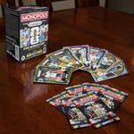 Caja Monopoly Panini Prizm Booster Copa Mundial de la FIFA con 24 Cartas