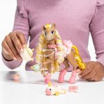 Set Fiesta de Té Wild Manes Cherie’s Tea & Treats con Caballo y 17+ Piezas