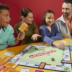 Expansión Monopoly Ve a la Cárcel para Juego Base, 2 a 6 Jugadores