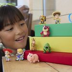 Mini Figura Sorpresa Toy Story 5 Small Stars con Mochila Multicolor - Presentación Surtida