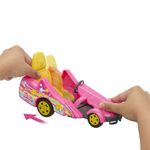 Vehículo Barbie Go Kart con Casco y Stickers para Muñeca Color Rosado