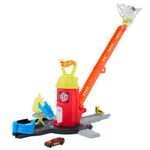 Estación de Bomberos Hot Wheels City con Auto 1:64 y Escalera de 40 cm