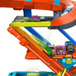 Pista Garage de Acrobacias Hot Wheels City con Auto 1:64 y Elevador