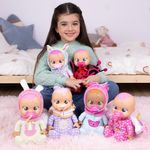 Muñeca Cry Babies Tiny Cuddles Recién Nacido con Chupete - Presentación Surtida