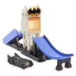 Set de Juego con Batimóvil y Rampa de Lanzamiento para Acción y Velocidad
