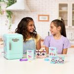 Set de Refrigerador con Mascota Sorpresa Interactiva y Aroma - Presentación Surtida