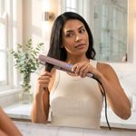 Alisadora Delgada Wet2Straight para Cabello Húmedo y Seco con Temperatura Digital Rosado