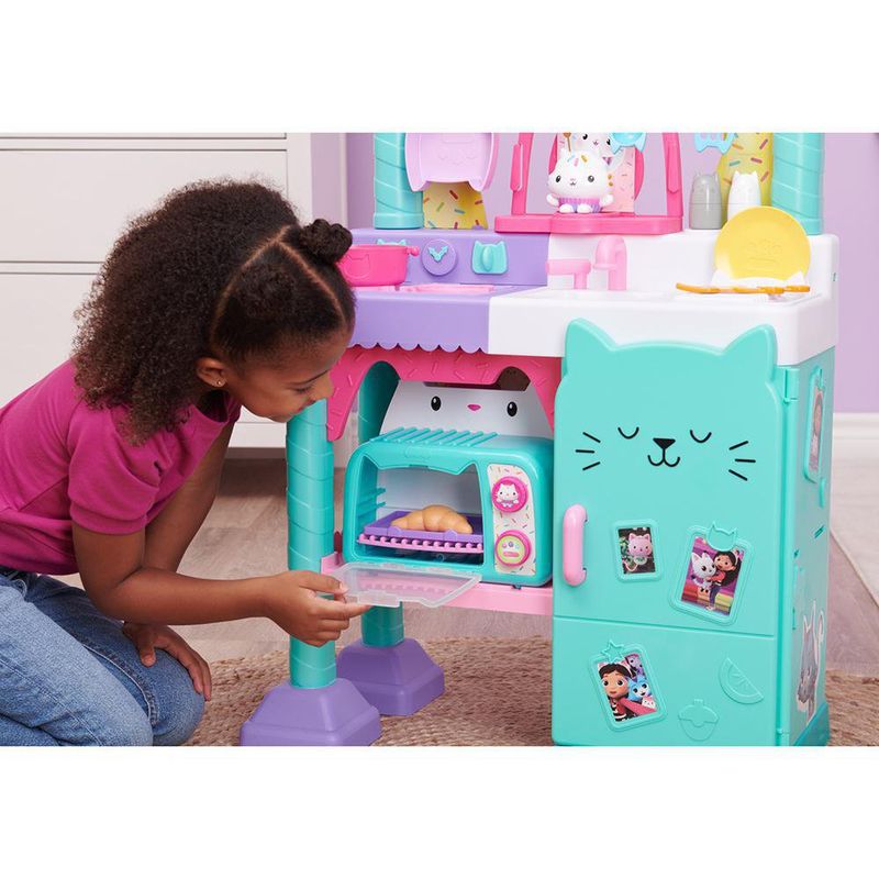 Cocina Para Crear Platos Con Cakey - Gabby`s Doll House
