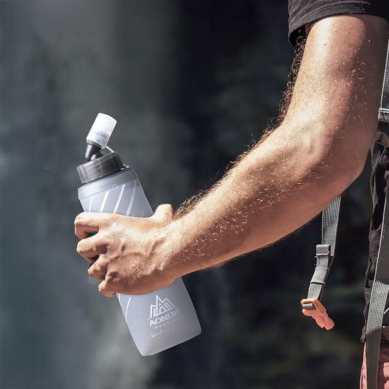 Pachón Flexible Aonijie para Chaleco de Hidratación de 420 mL Color Gris