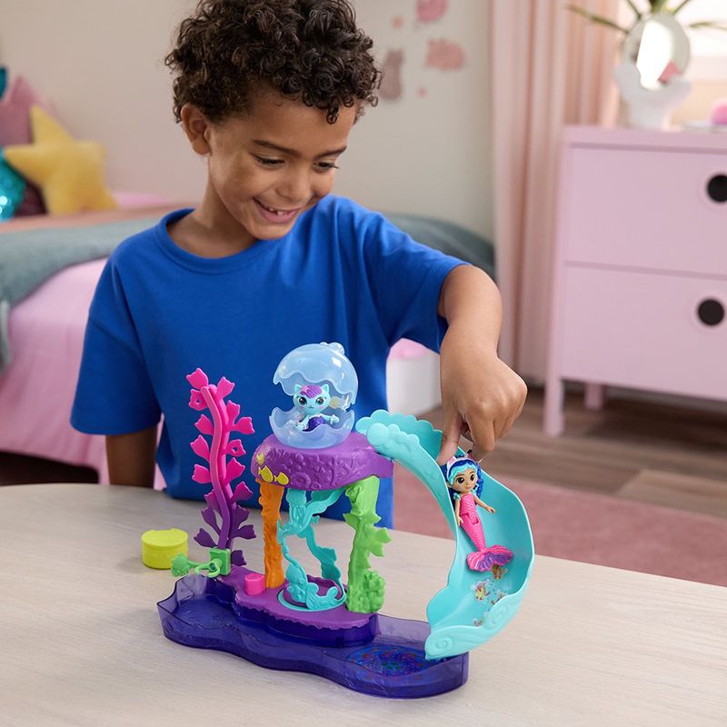 Gabby’s Dollhouse The Movie MerCat’s Colorful Kitty Aquarium Playset