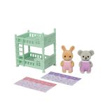 Sylvanian Families Sunny Rabbit Baby’s Bunk Bed Set con Figuras Bebé