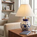 Lámpara de Mesa Estilo Capuchinas de Cerámica Artesanal Color Azul y Blanco