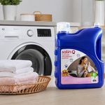Suavizante para Ropa Líquido con Perlas de Aroma Dulce Caricia 8 Litros