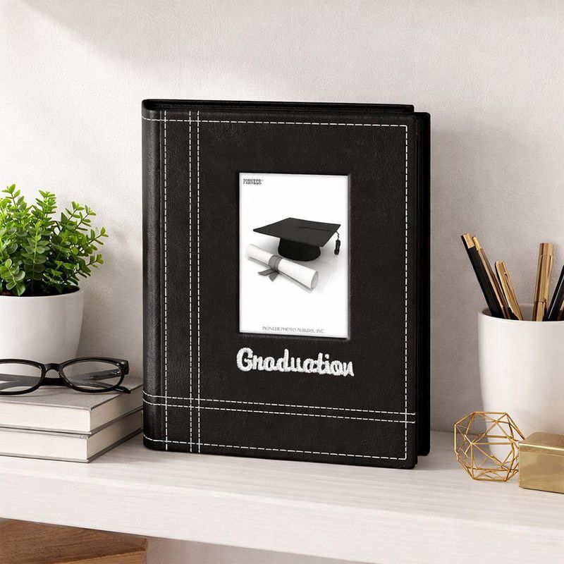 Álbum Mini Bordado de Graduación para 36 Fotos de 4 x 6 Plg Color Negro
